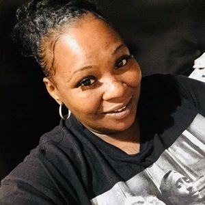 Meet your Posher, Tonia